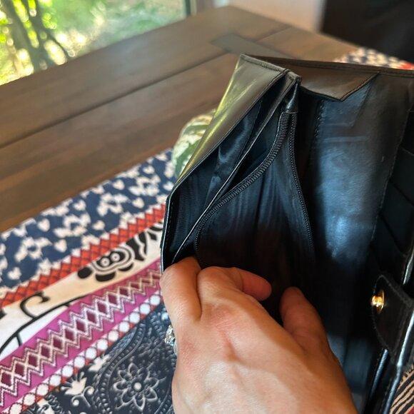 Salvatore Ferragamo Vara Ribbon Leather Bi-fold Long Wallet Black Gold, EUC - Picture 8 of 12